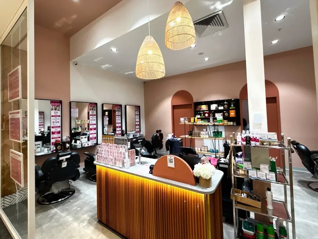Arch Beauty Bar — Beauty salon in Success